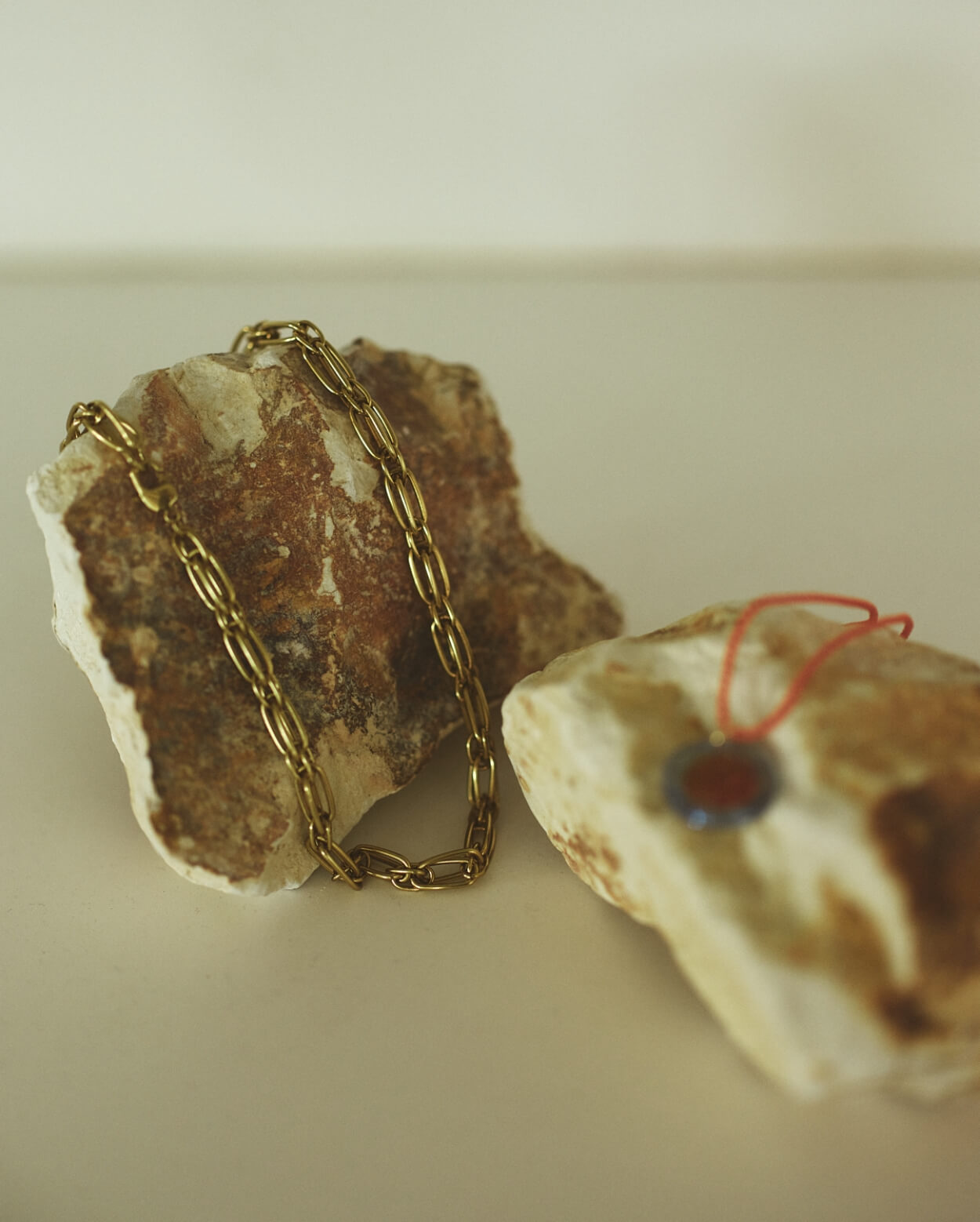 SHIPS FOR WOMEN 2024 FALL AND WINTER ｜ Attractive Tradition